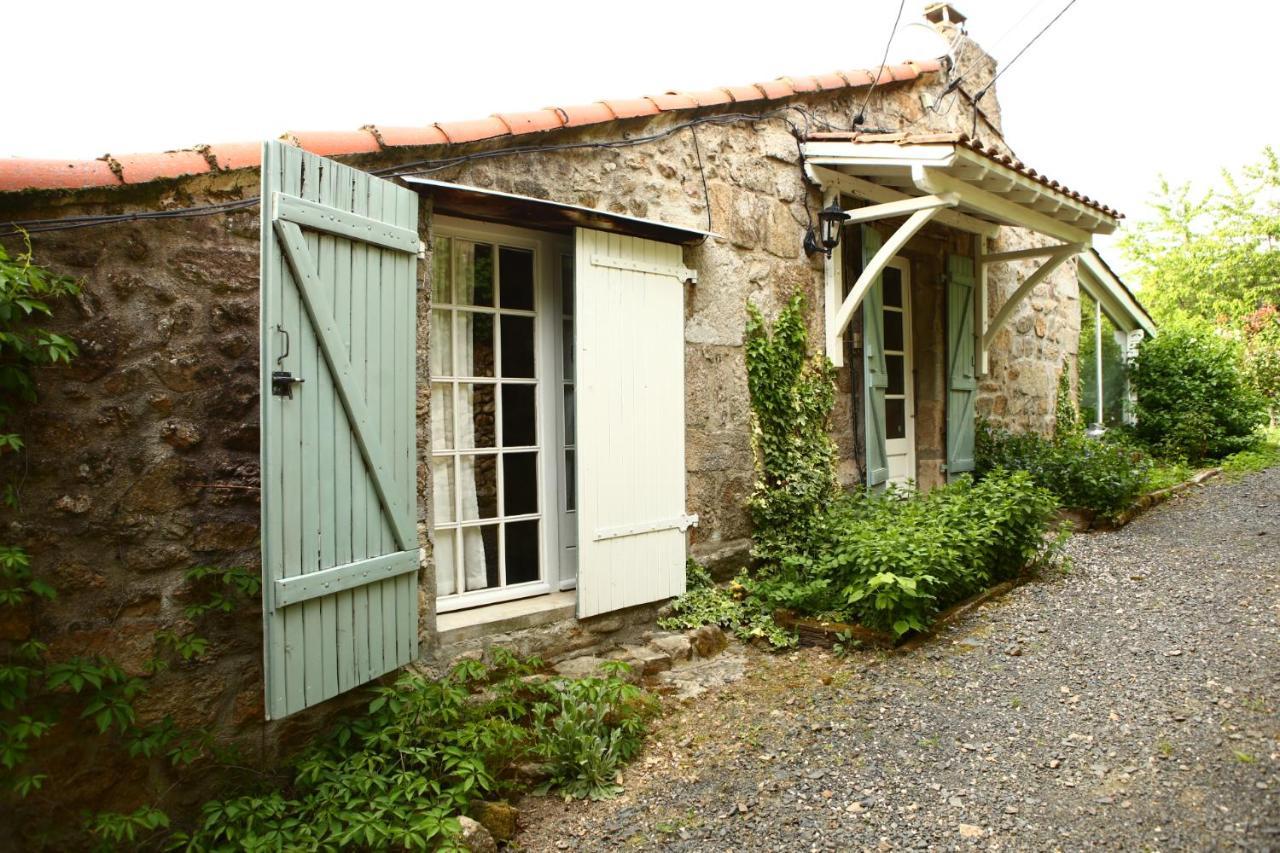 Les Grangeonnes, Gites Nature, Piscine, Bain Nordique, Sauna Pour Accueil Familiale Ou De Groupe Saint-Basile Exterior foto